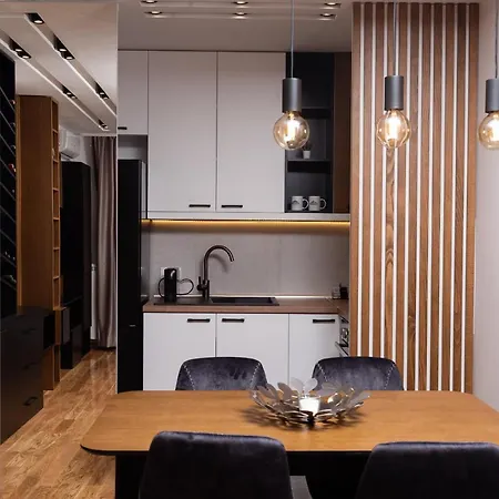 President 5 Apartment *