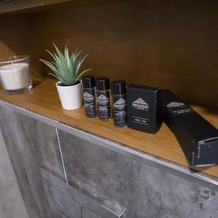 President 5 Apartmán